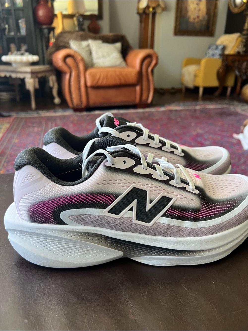 New Balance Eclipse - Picture 2 of 6